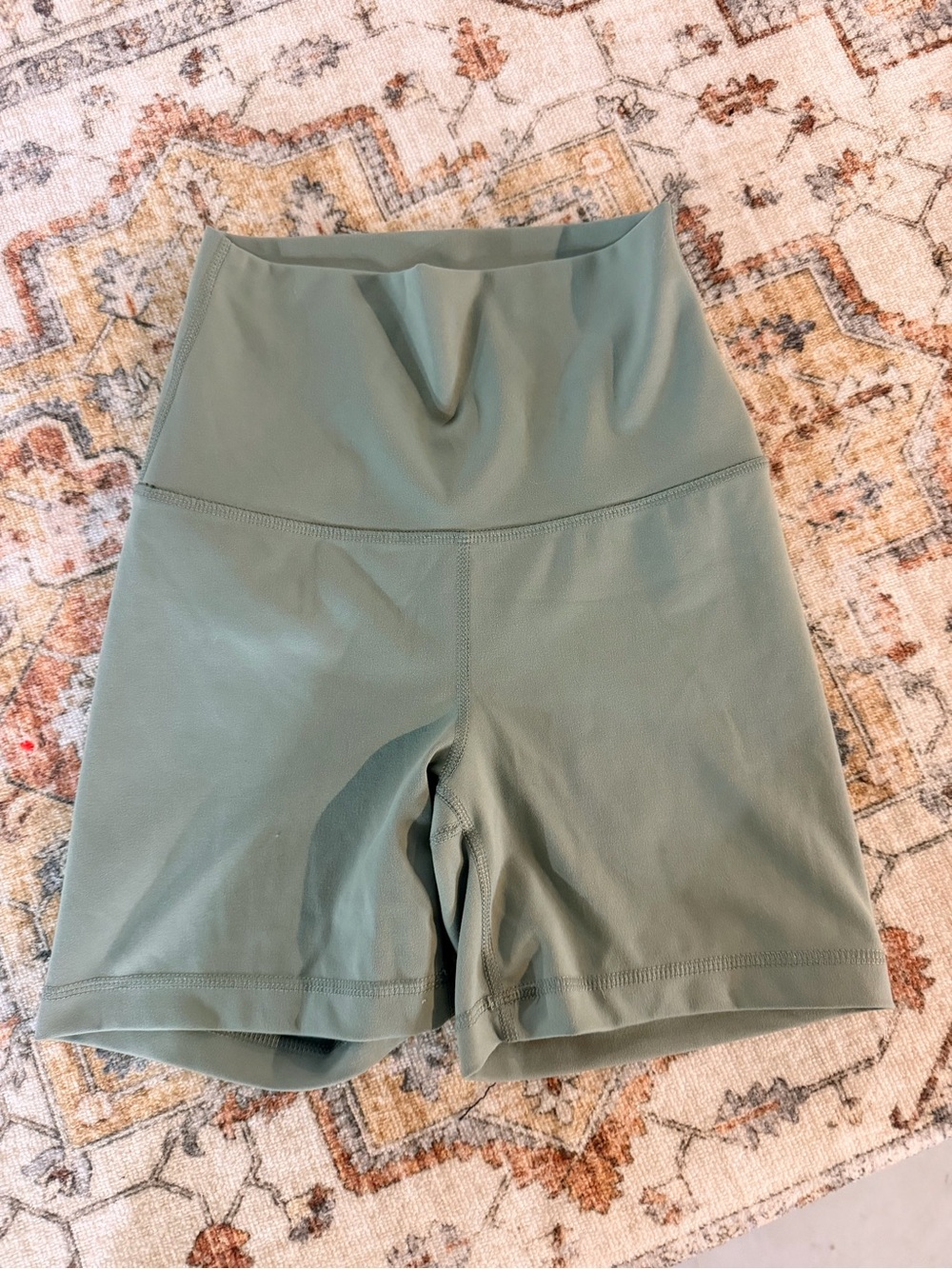 90‎ degree everyday 5” short green